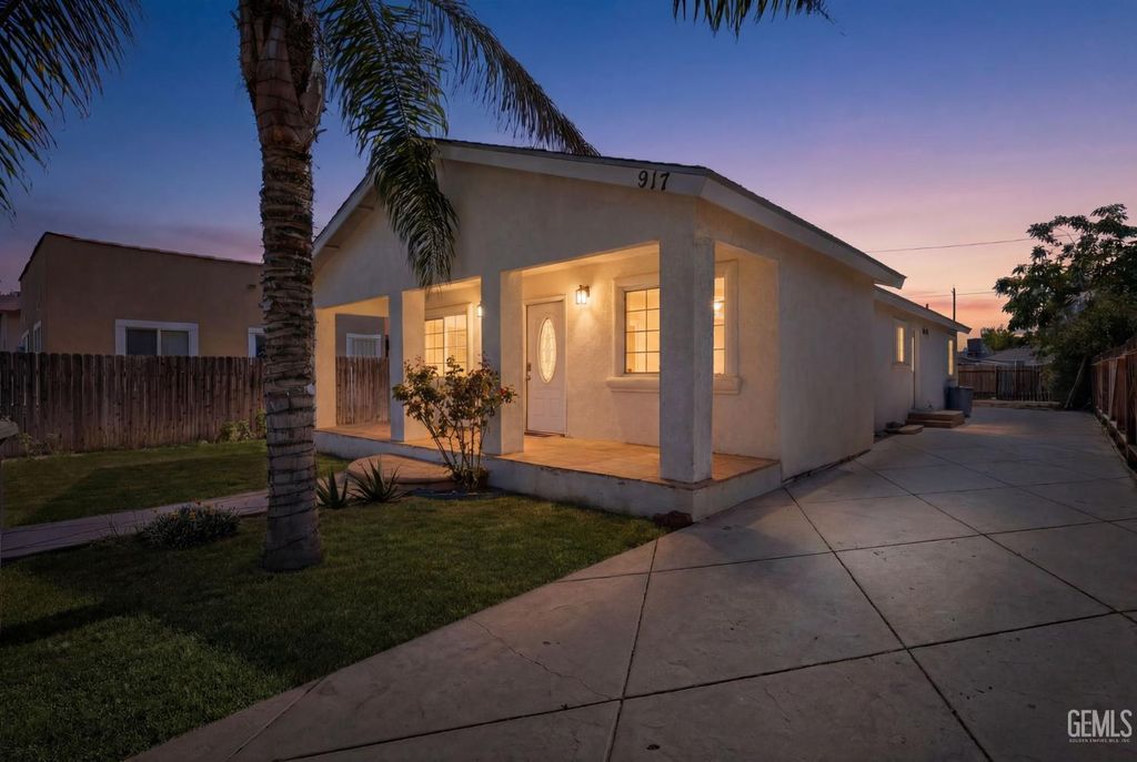 917 P Street, Bakersfield, CA 93304