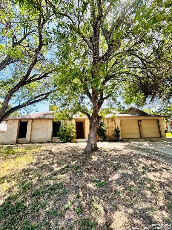 14810 Ridge Hill, San Antonio, TX 78233