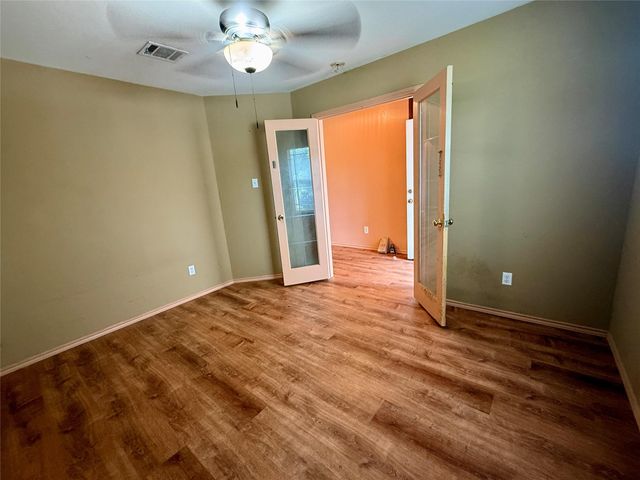 13100 Winecup Mallow TRL, Elgin, TX 78621