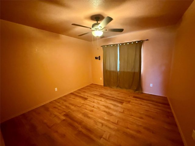 13100 Winecup Mallow TRL, Elgin, TX 78621