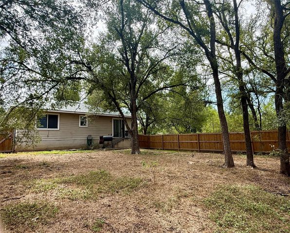 13100 Winecup Mallow TRL, Elgin, TX 78621
