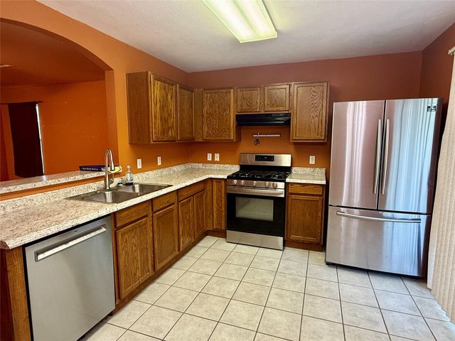 13100 Winecup Mallow TRL, Elgin, TX 78621
