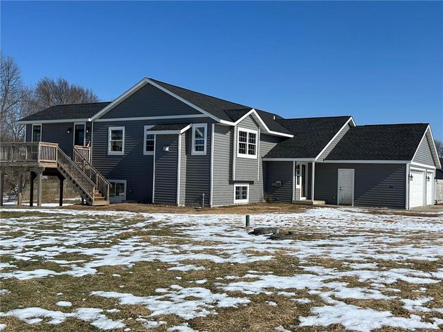 2530 County Road E, Woodville, WI 54028