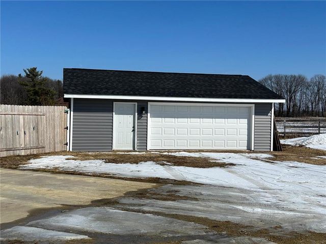 2530 County Road E, Woodville, WI 54028