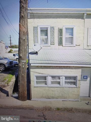 1378 MARKET ST, Marcus Hook, PA 19061