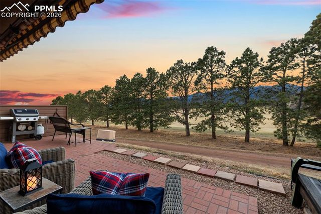 3670 Camels Ridge Lane, Colorado Springs, CO 80904