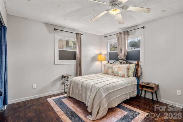 8 Linda Vista Drive, Asheville, NC 28806