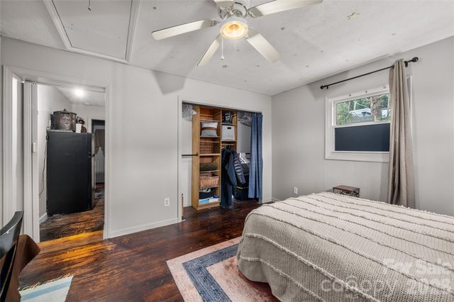 8 Linda Vista Drive, Asheville, NC 28806