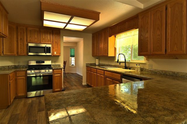 20439 PINE MOUNTAIN DR., Groveland, CA 95321