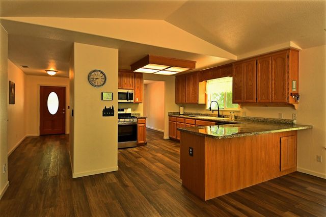 20439 PINE MOUNTAIN DR., Groveland, CA 95321