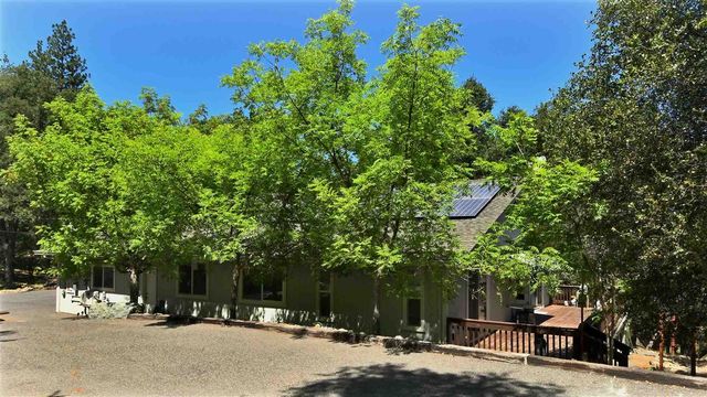 20439 PINE MOUNTAIN DR., Groveland, CA 95321