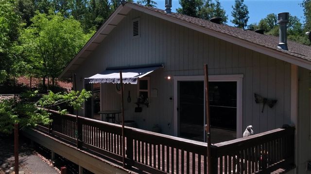 20439 PINE MOUNTAIN DR., Groveland, CA 95321