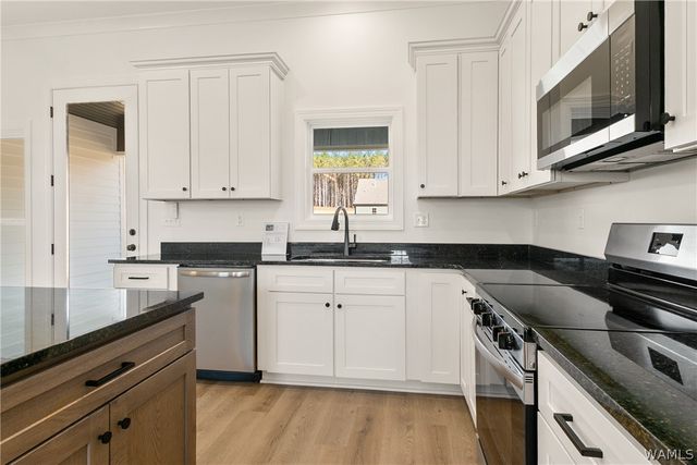 11633 MEADOWS, Berry, AL 35546