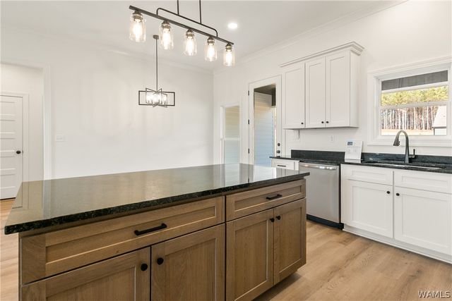 11633 MEADOWS, Berry, AL 35546