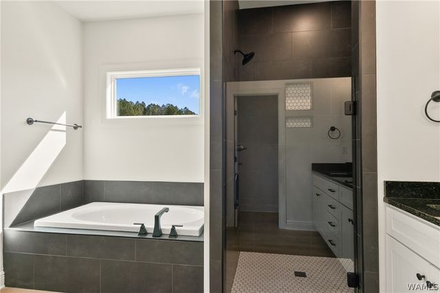 11633 MEADOWS, Berry, AL 35546