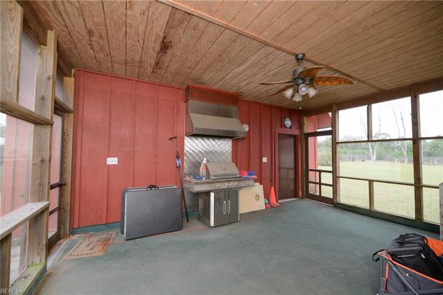 17466 Benns Church BLVD, Smithfield, VA 23430