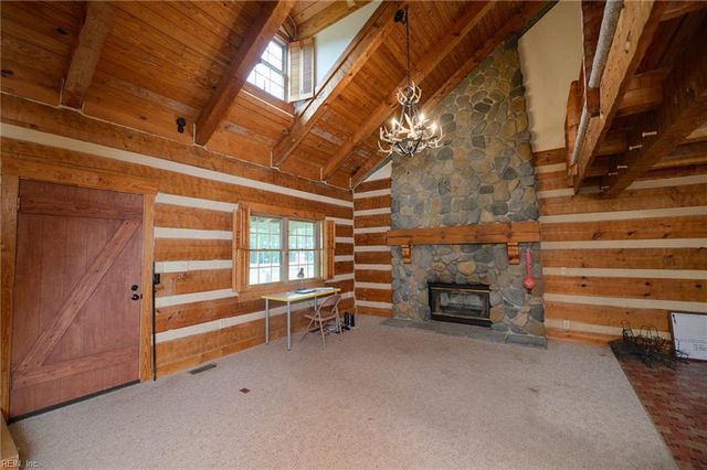 17466 Benns Church BLVD, Smithfield, VA 23430