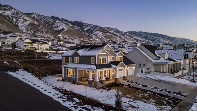 556 N 520 E, Providence, UT 84332