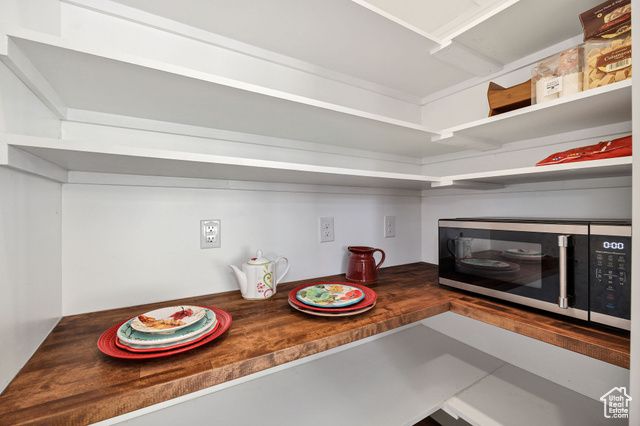 556 N 520 E, Providence, UT 84332