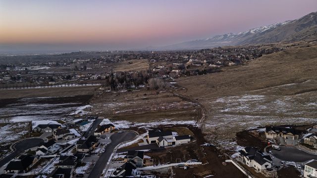 556 N 520 E, Providence, UT 84332