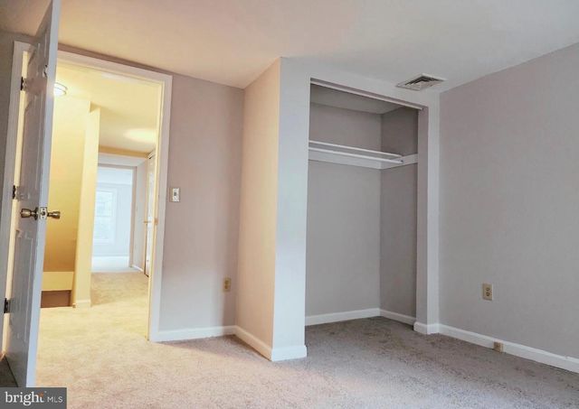 622 SHOWERS ST, Harrisburg, PA 17104