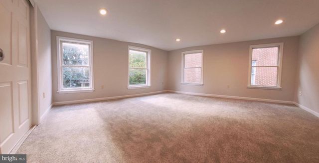 622 SHOWERS ST, Harrisburg, PA 17104