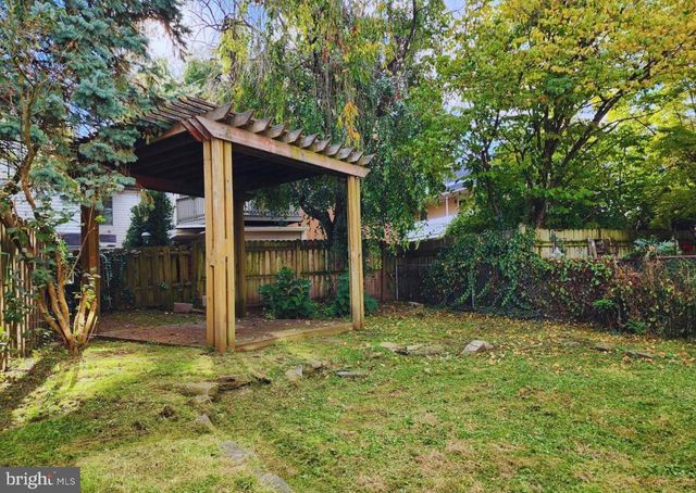 622 SHOWERS ST, Harrisburg, PA 17104