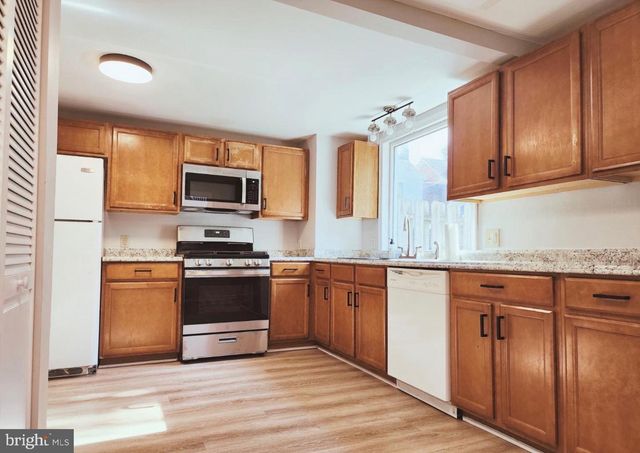 622 SHOWERS ST, Harrisburg, PA 17104