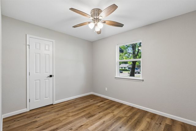 902 Melanie Lane, Keene, TX 76059