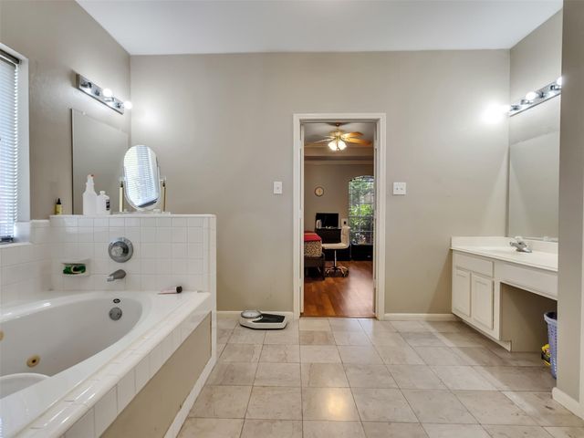 1702 Lake Geneva Court, Houston, TX 77084