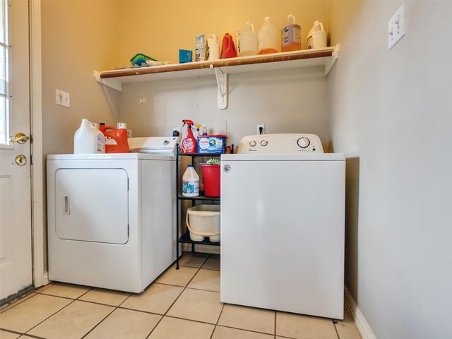 1702 Lake Geneva Court, Houston, TX 77084