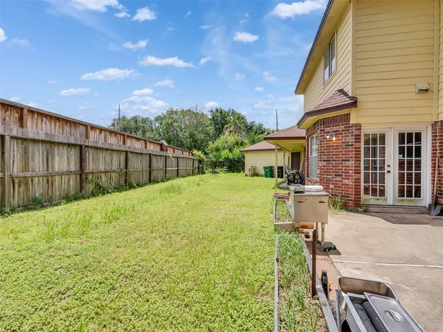 1702 Lake Geneva Court, Houston, TX 77084