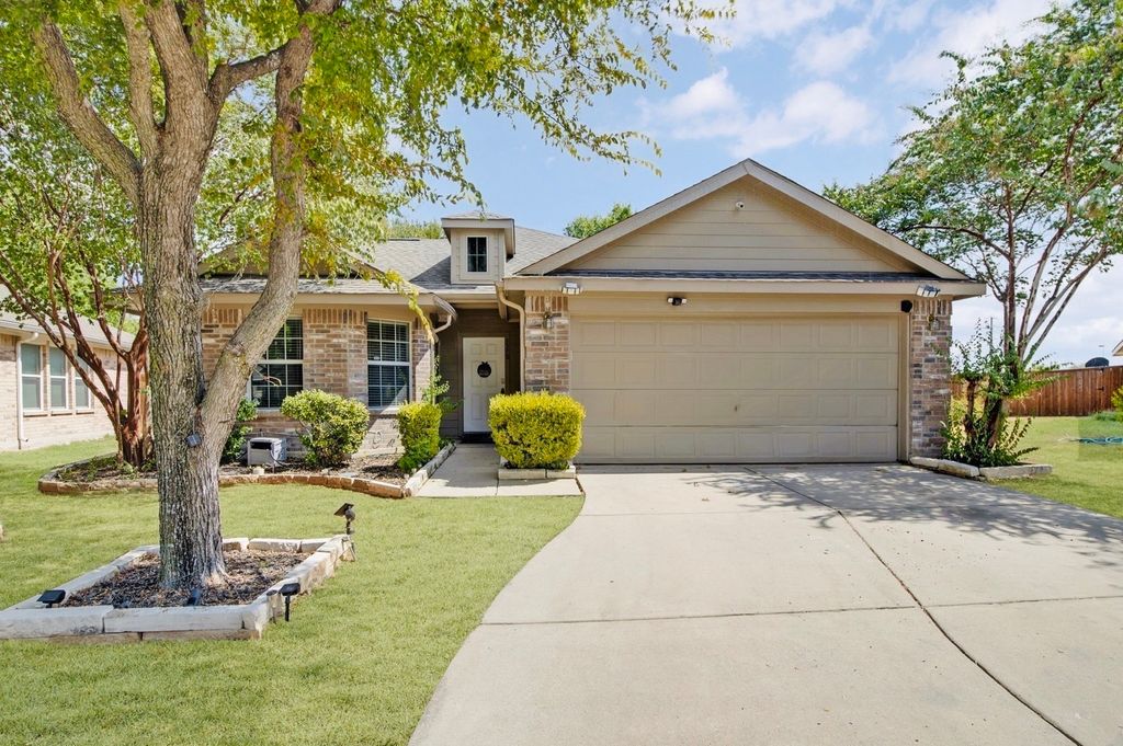 3350 Choir Street, Dallas, TX 75237 — exterior