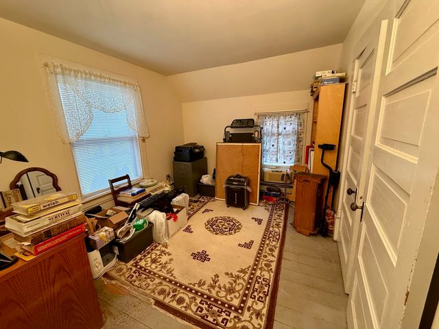 742 S 4th Street, Dekalb, IL 60115