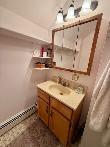 742 S 4th Street, Dekalb, IL 60115