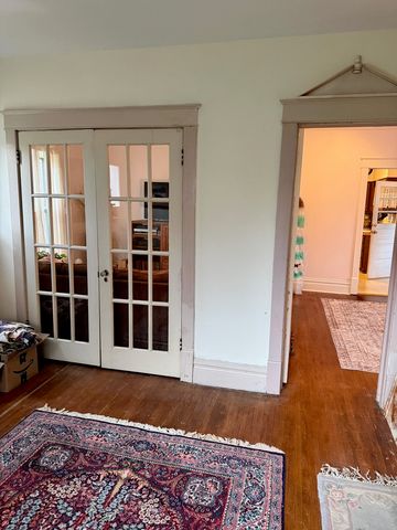 742 S 4th Street, Dekalb, IL 60115