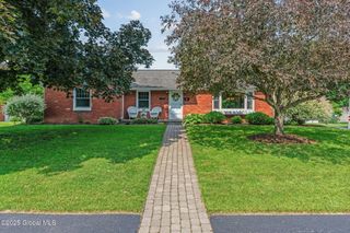 1621 12th Avenue, Watervliet, NY 12189