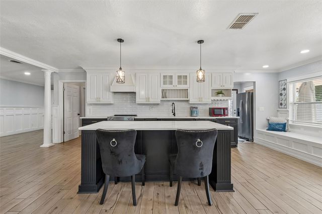 2790 PINELLAS POINT DRIVE S, St Petersburg, FL 33712