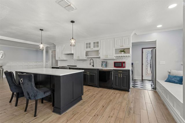 2790 PINELLAS POINT DRIVE S, St Petersburg, FL 33712