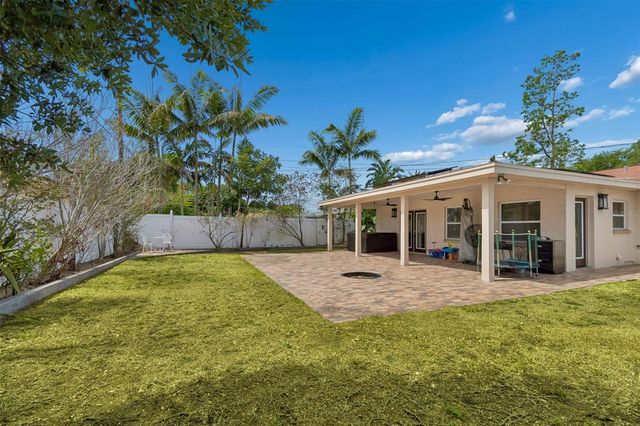 2790 PINELLAS POINT DRIVE S, St Petersburg, FL 33712