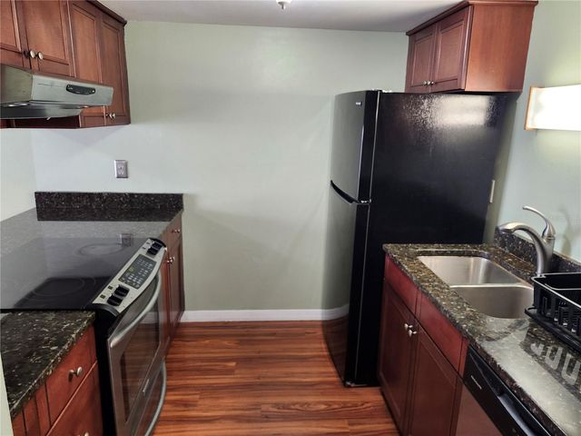 8212 11TH STREET N D, St Petersburg, FL 33702