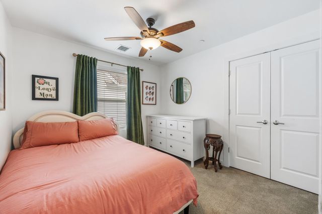 1128 Gunter ST F, Austin, TX 78702