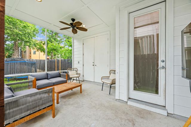 1128 Gunter ST F, Austin, TX 78702