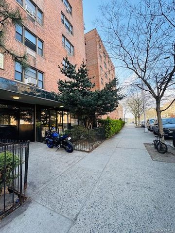 55-30 99th Street 3E, Corona, NY 11368