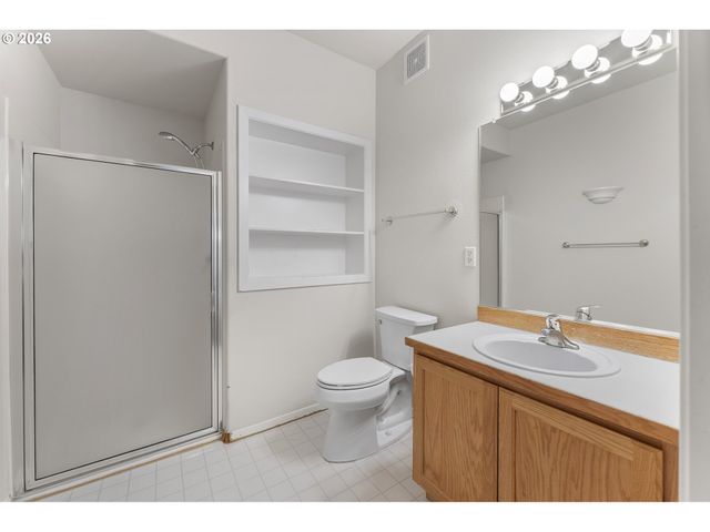 13210 Se 7TH St, Vancouver, WA 98683