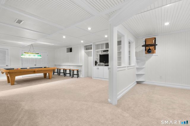 83 Kings Highway, North Haven, CT 06473