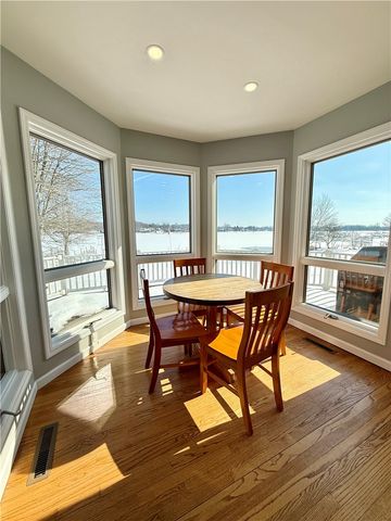 868 Latonka Dr, Mercer, PA 16137