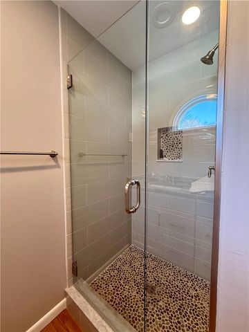 868 Latonka Dr, Mercer, PA 16137