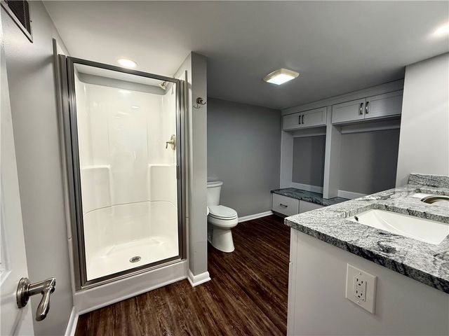 868 Latonka Dr, Mercer, PA 16137