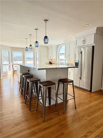 868 Latonka Dr, Mercer, PA 16137